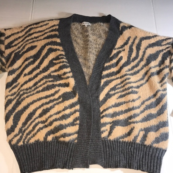 ACOA Zebra Cardigan Gray with Tan Stripes size M - Picture 2 of 11
